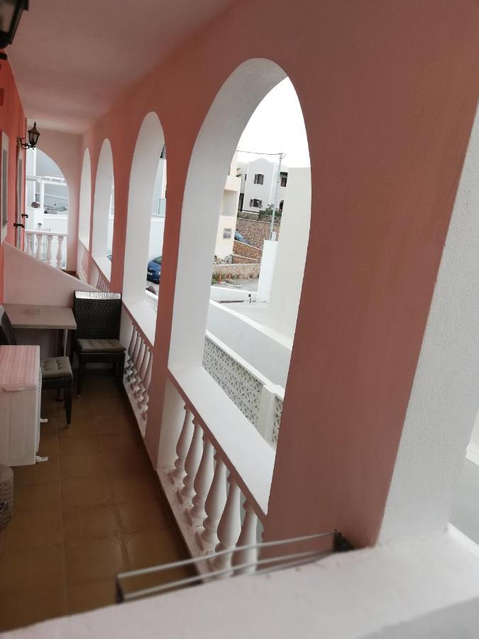 Christina Pension Karterados  Bagian luar foto