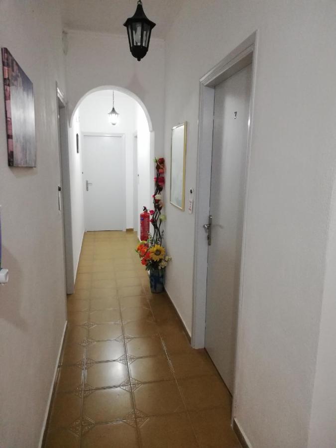 Christina Pension Karterados  Bagian luar foto